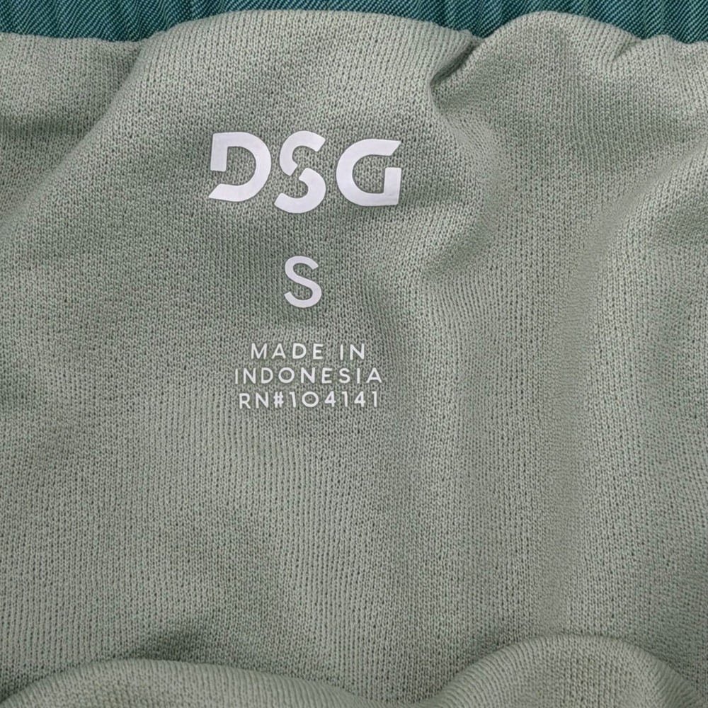 DSG Womens Stride High-Rise Short Green Iridescent Small DAW14201N NWT - Picture 6 of 7